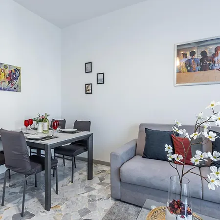 Appartamento Brentahouse - 5 Stops To Duomo Centro By Metro M3