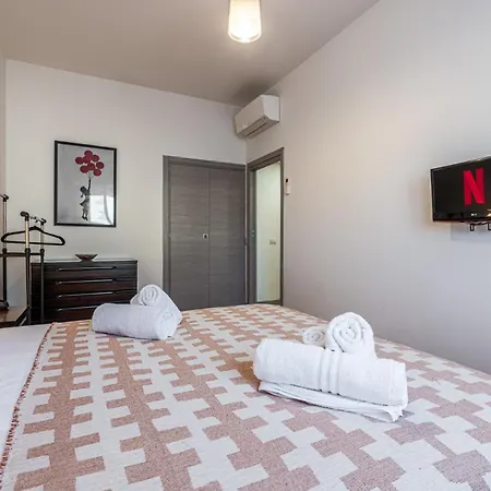 Brentahouse - 5 Stops To Duomo Centro By Metro M3 Milano